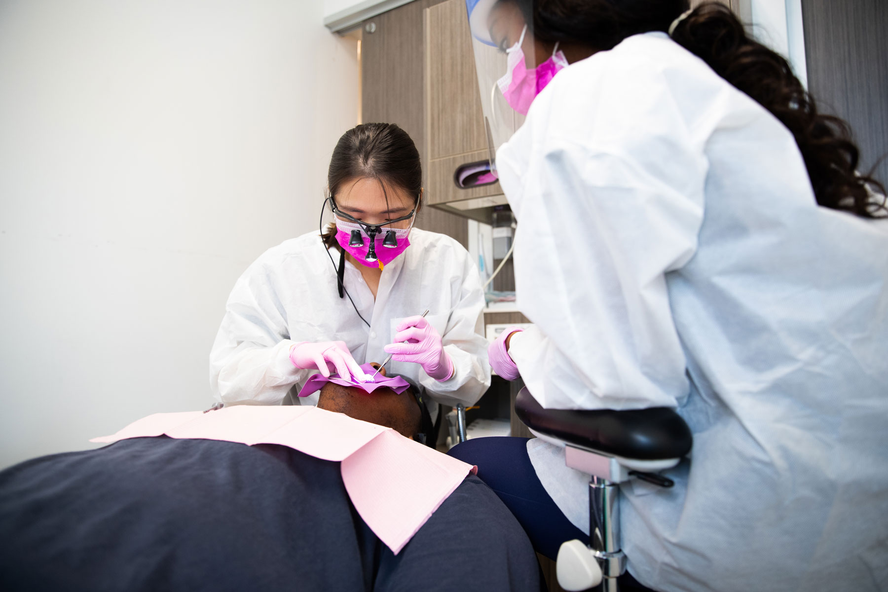 How quickly can I access the services of an emergency dentist in West Houston during a dental crisis?